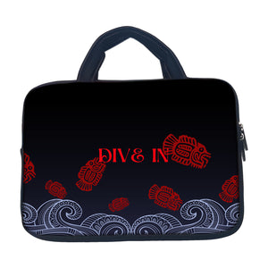 DIVE IN CHAIN POUCH LAPTOP SLEEVE COVER CASE