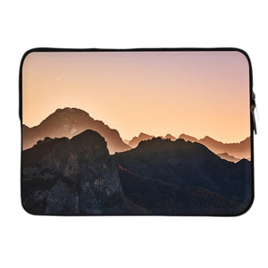 FIERY-PEAKS- Laptop-Macbook-Designer-Sleeve